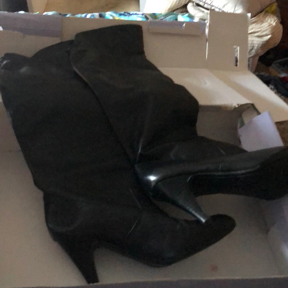 Over the knee leather boots